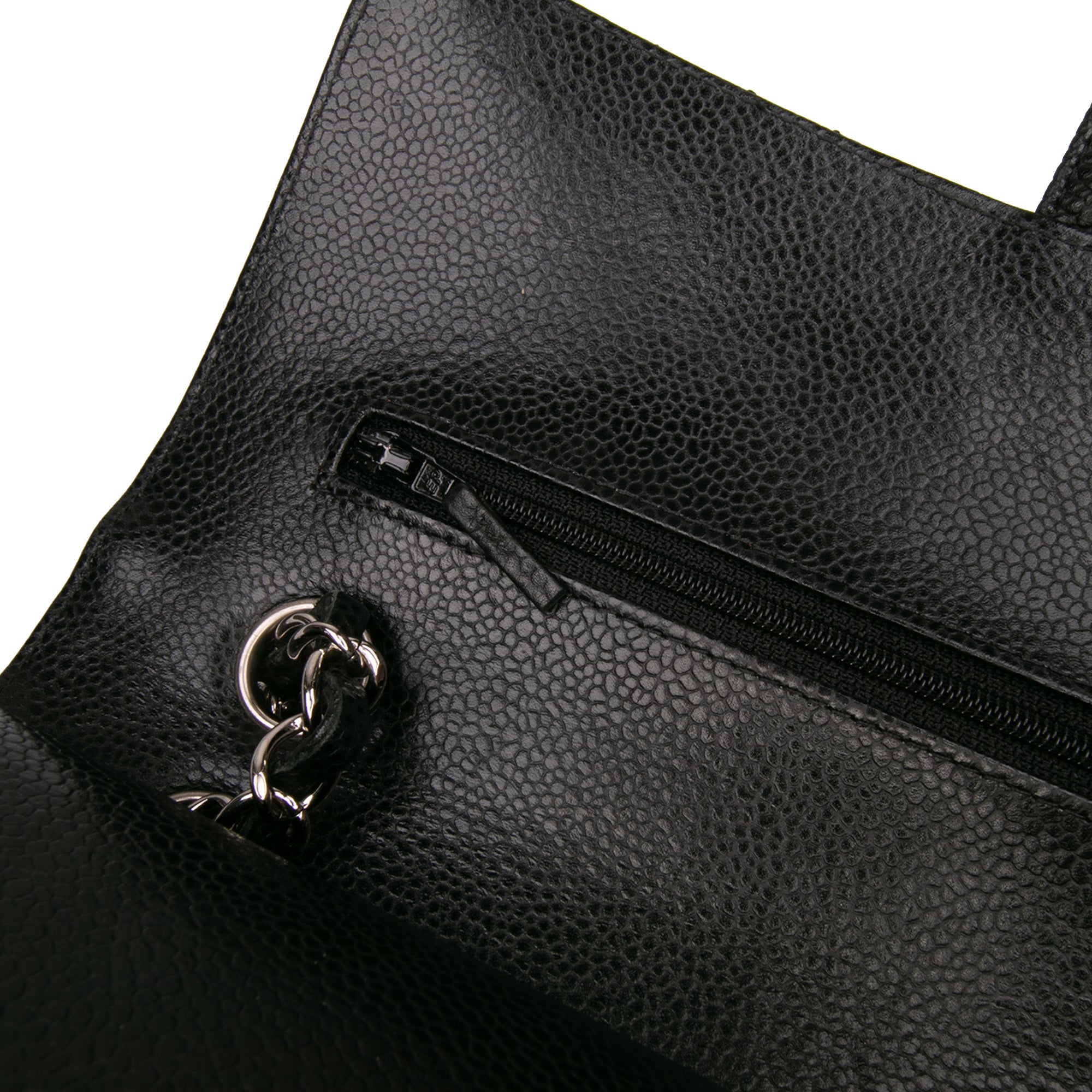 Medium Classic Caviar Double Flap