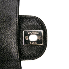 Medium Classic Caviar Double Flap