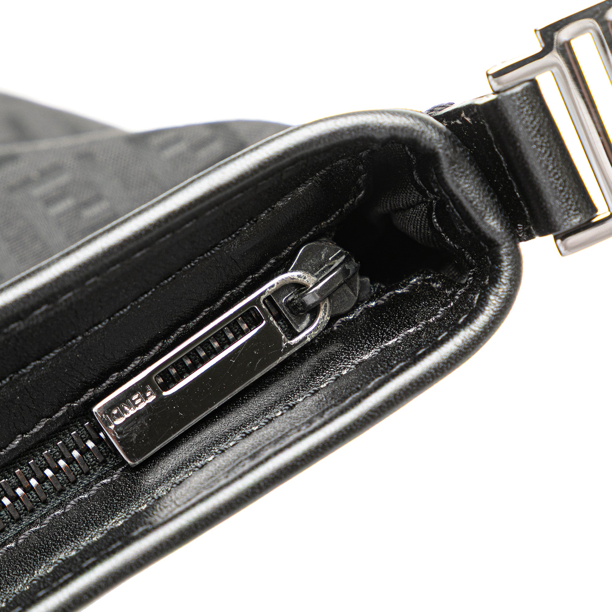 Zucchino Canvas Crossbody