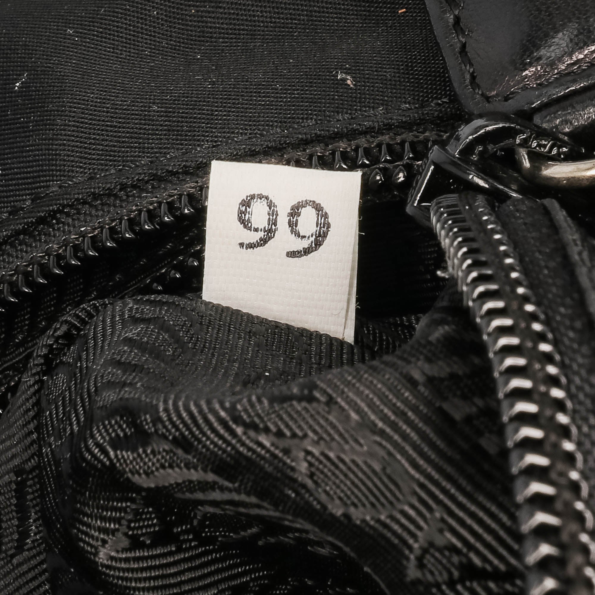 Tessuto Zip Top Shoulder Bag