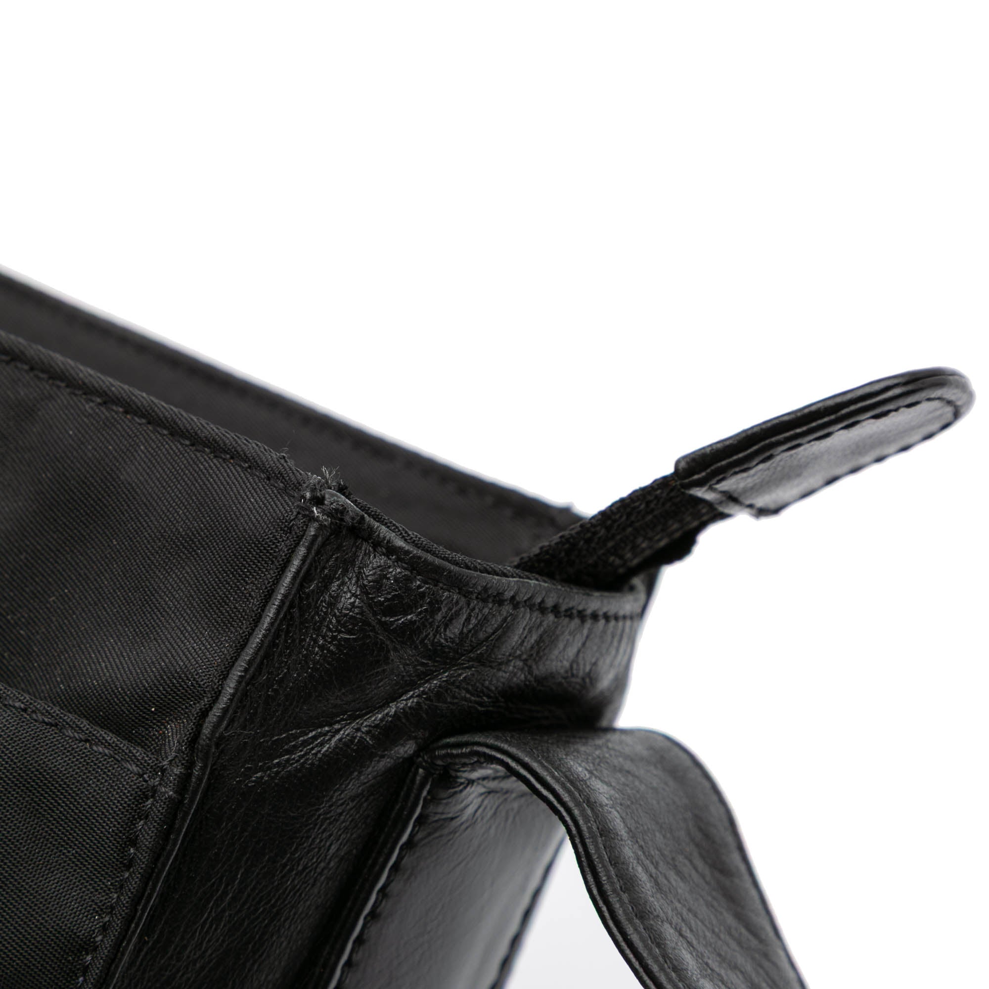Tessuto Zip Top Shoulder Bag