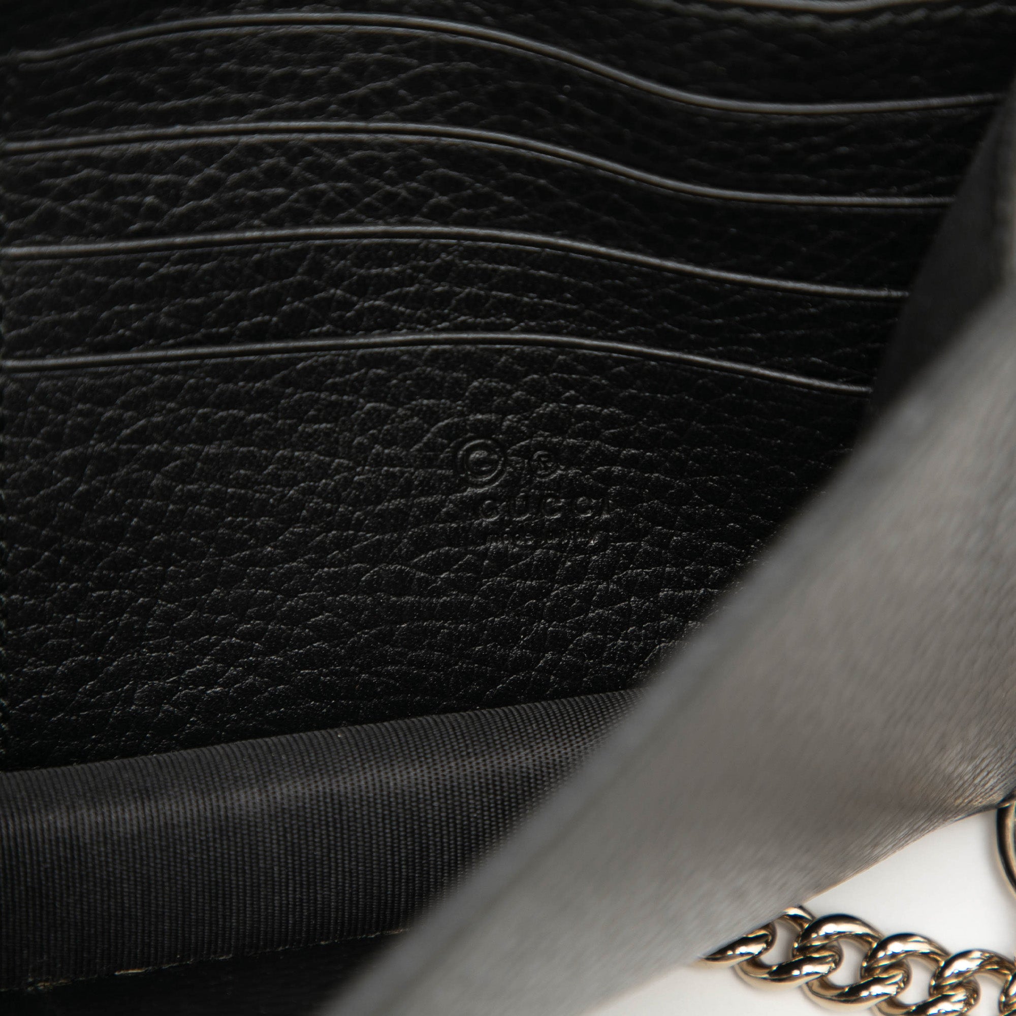 Leather Interlocking G Dollar Wallet on Chain