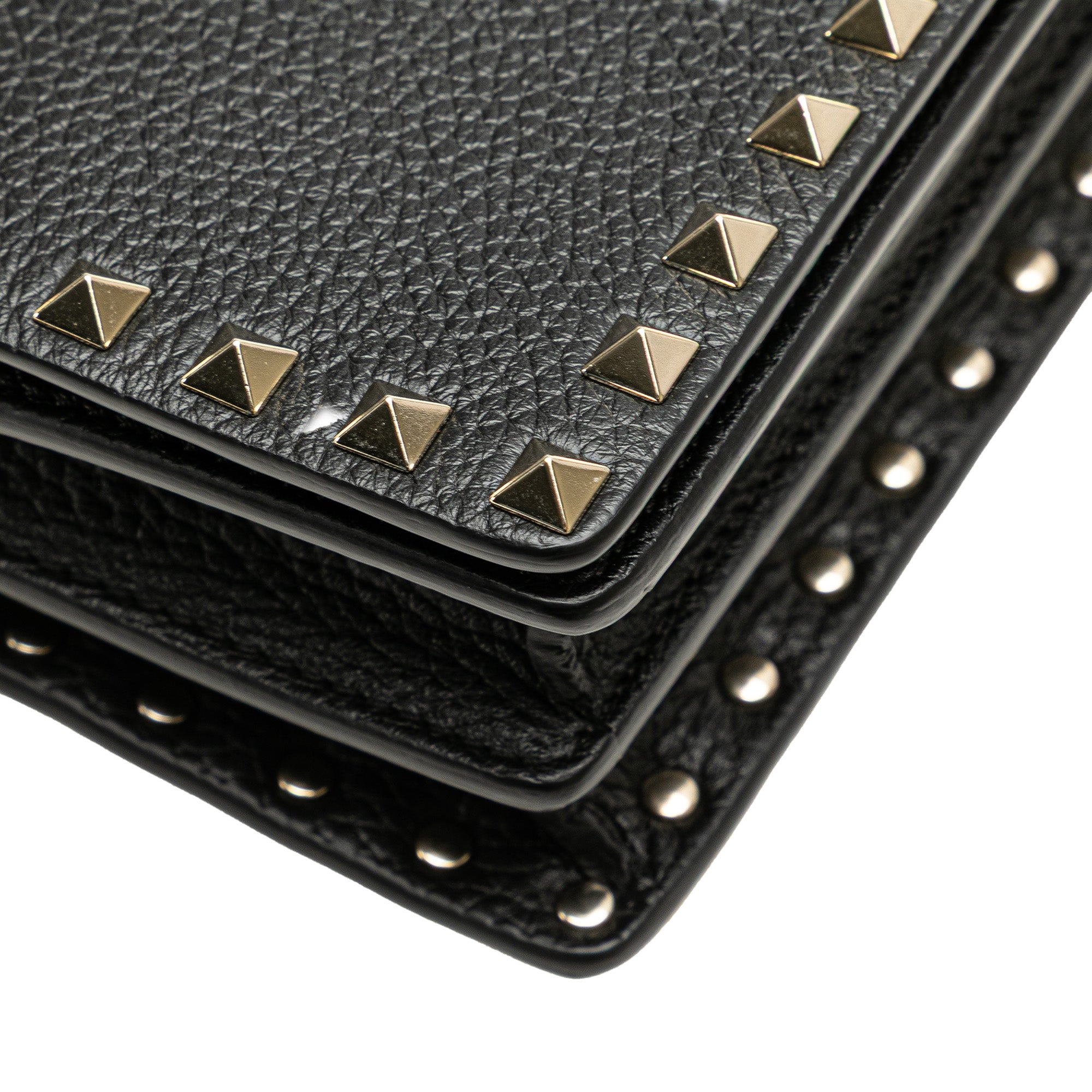Pebbled Calfskin Rockstud Chain Wallet