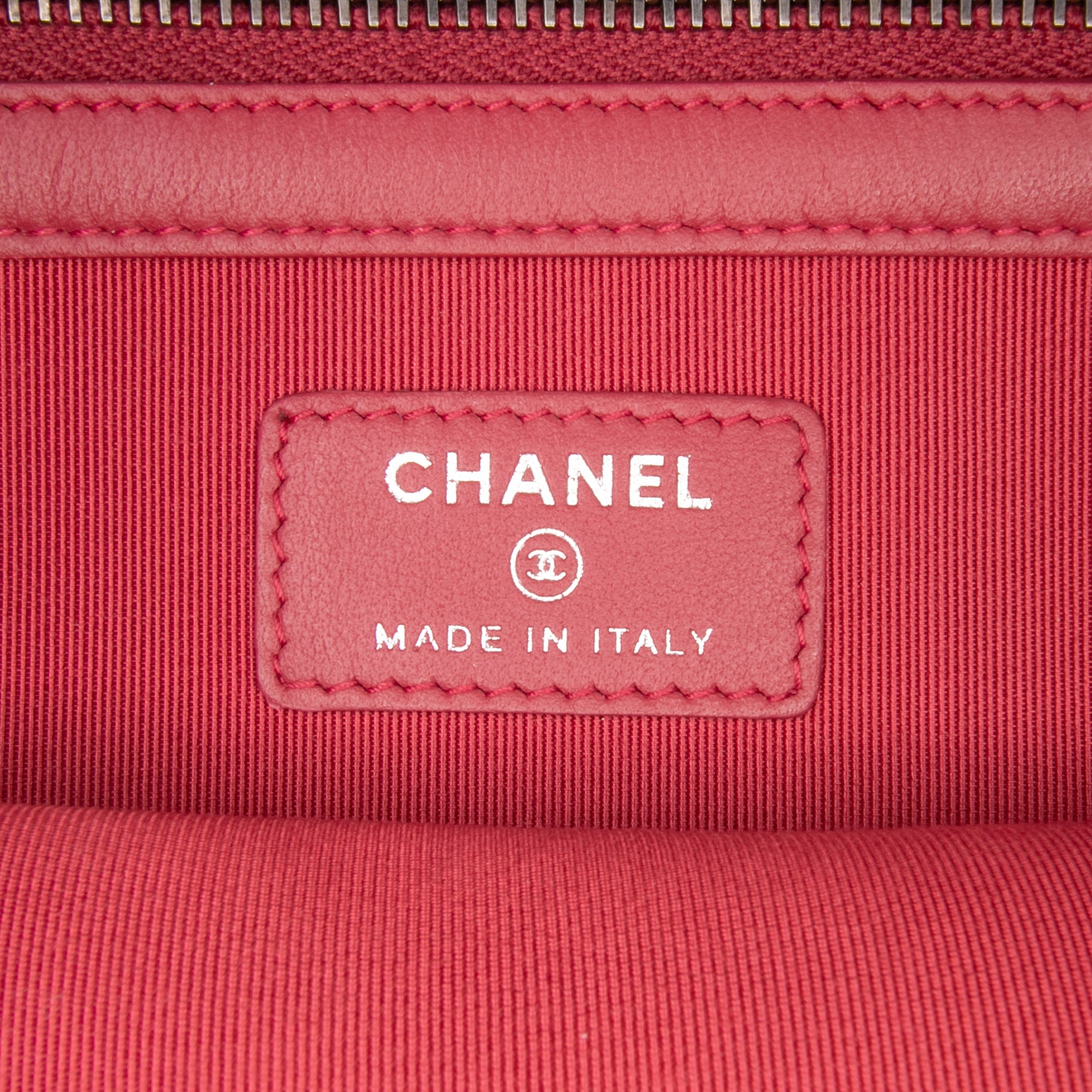 Large Aged Calfskin Gabrielle O Case Clutch