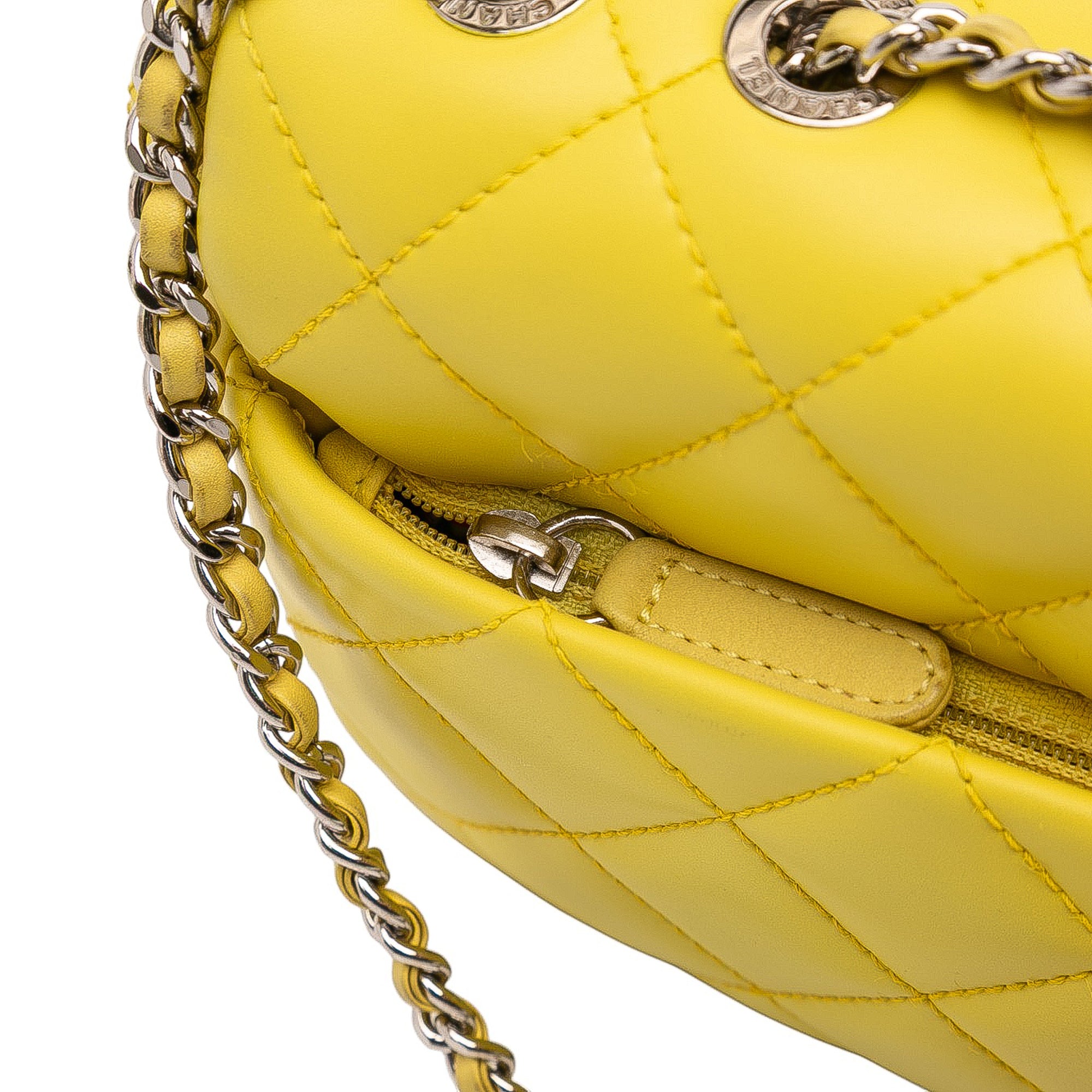 Paris Seoul Small Rubber Coco Rain Flap