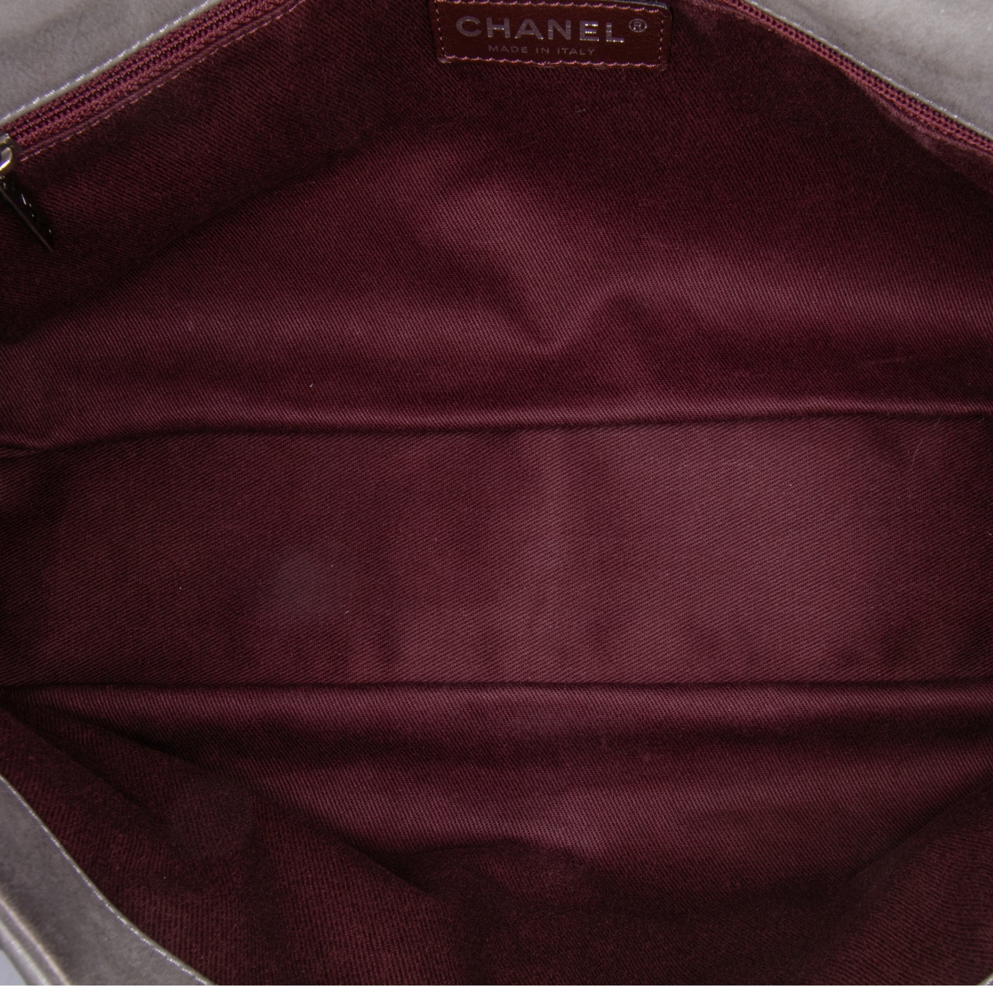Jumbo Iridescent Calfskin In The Mix Flap
