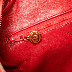 CC Quilted Caviar Chain Camera Bag