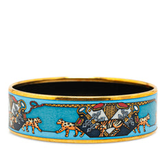 Snow Leopards Wide Enamel Bangle 62