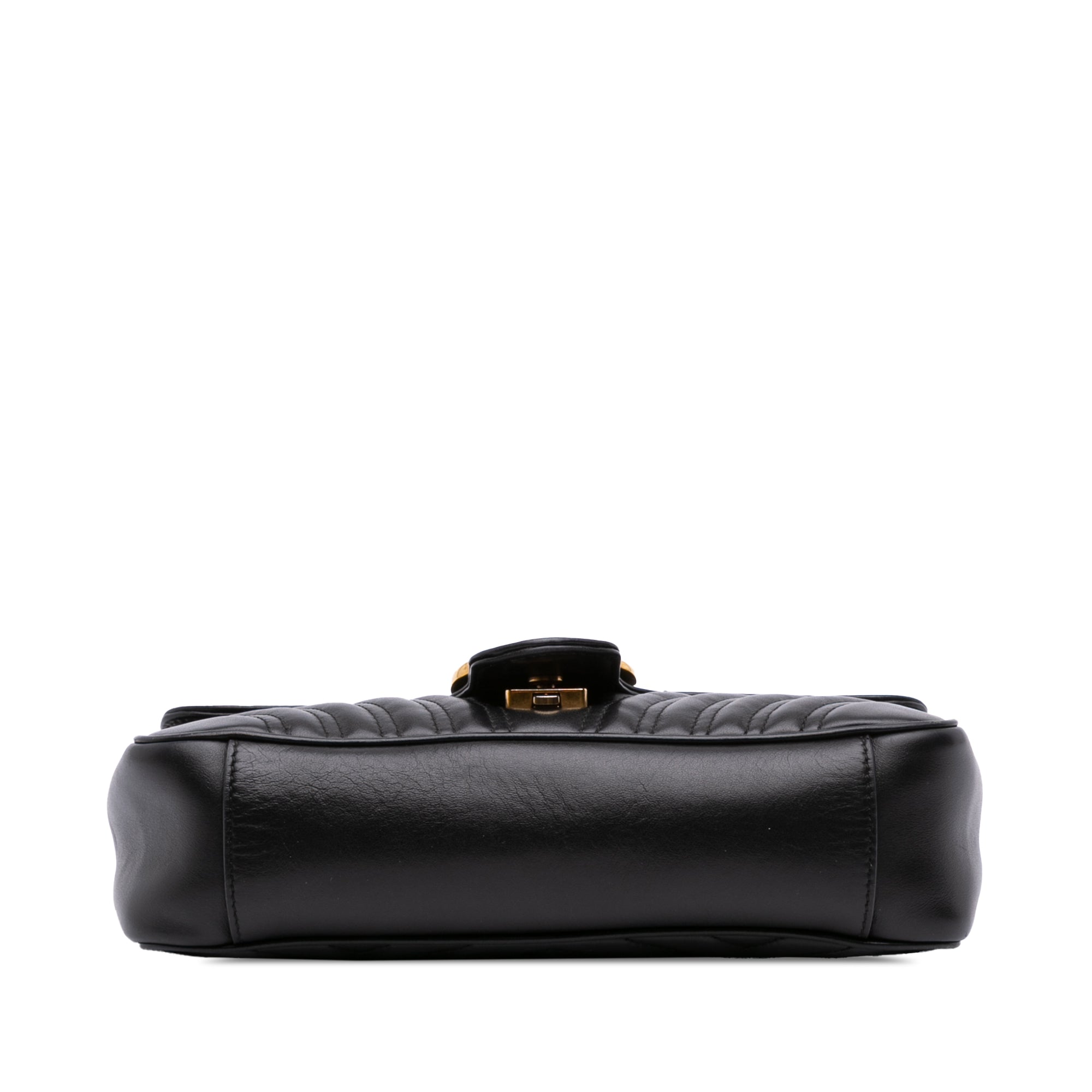 Medium GG Marmont Matelasse Leather Shoulder Bag