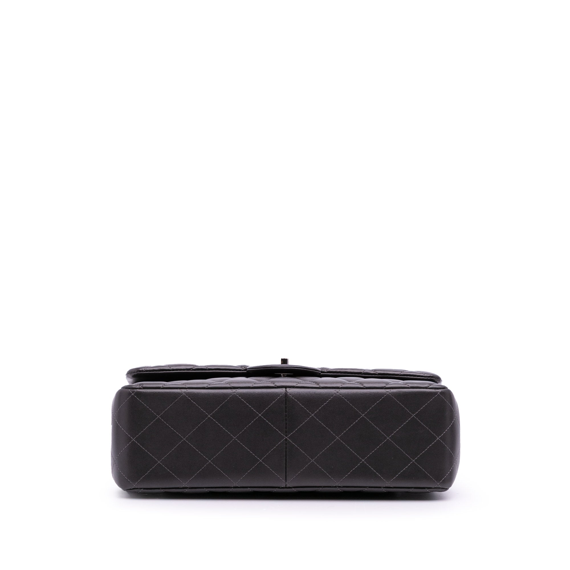 Jumbo Classic Lambskin Double Flap