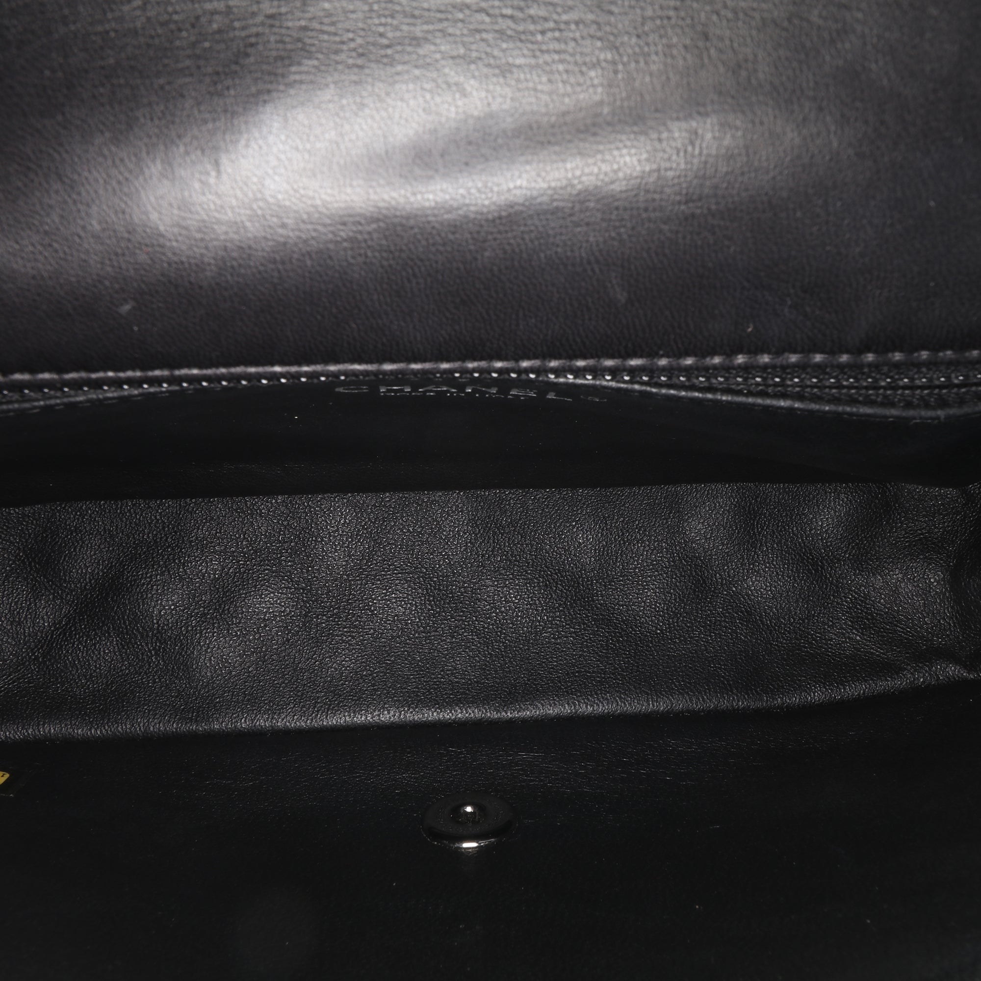 Medium Classic Bicolor Lambskin Twist Flap