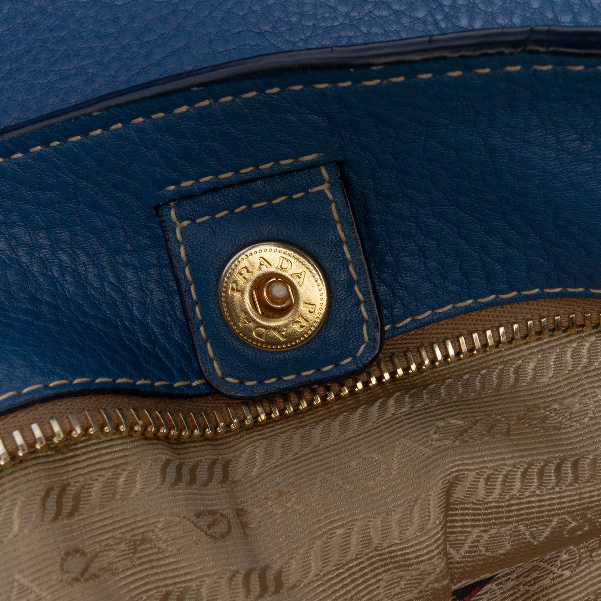 Vitello Daino Side Zip Shopper Tote