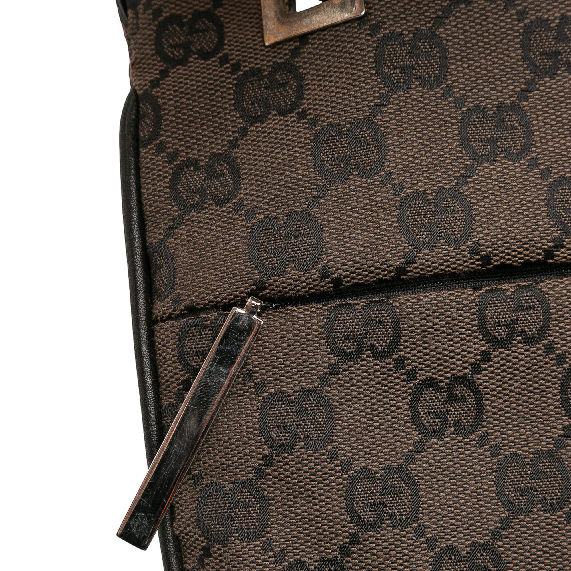 GG Canvas Shoulder Bag