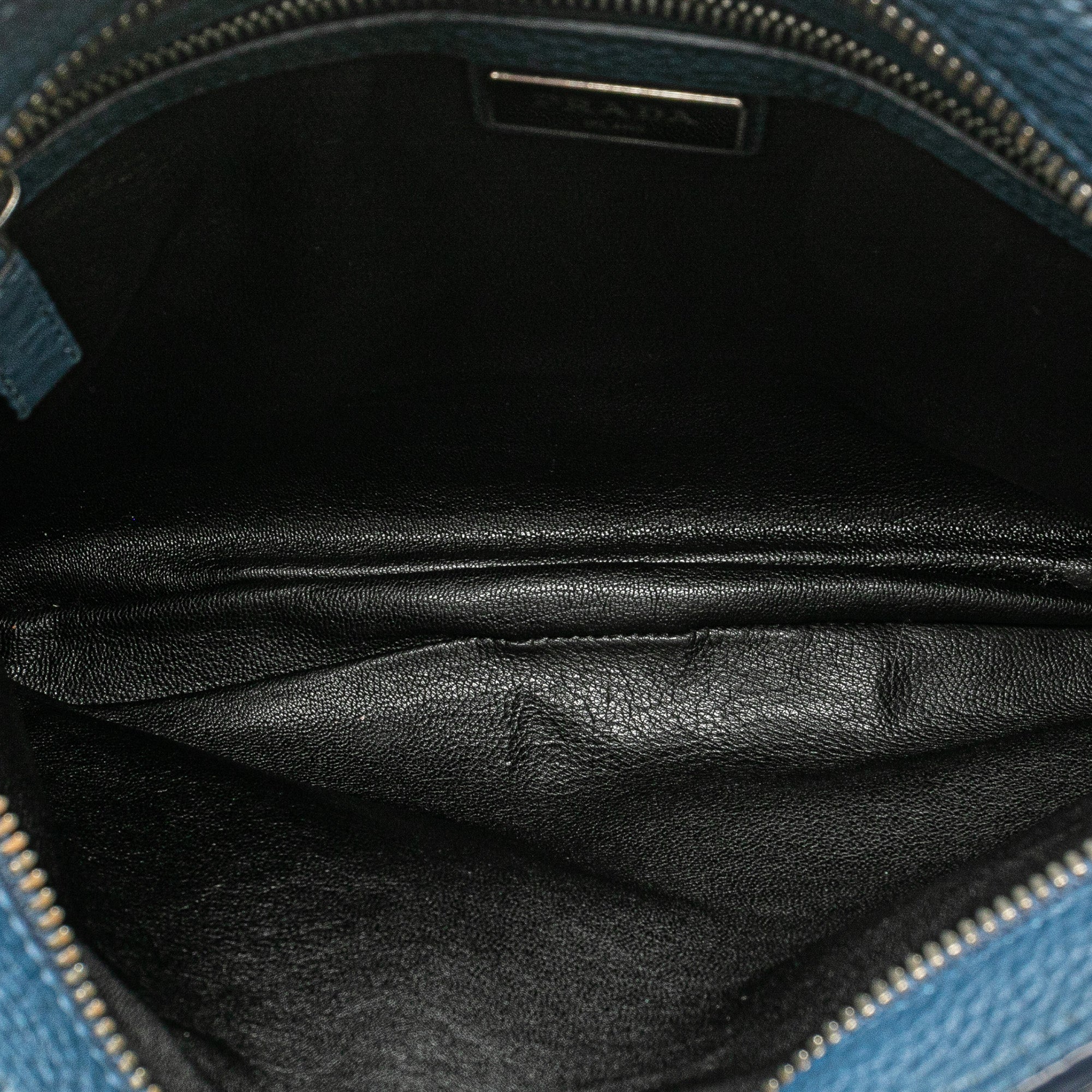 Vitello Daino Zip Top Crossbody