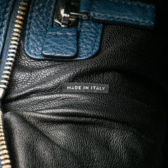 Vitello Daino Zip Top Crossbody