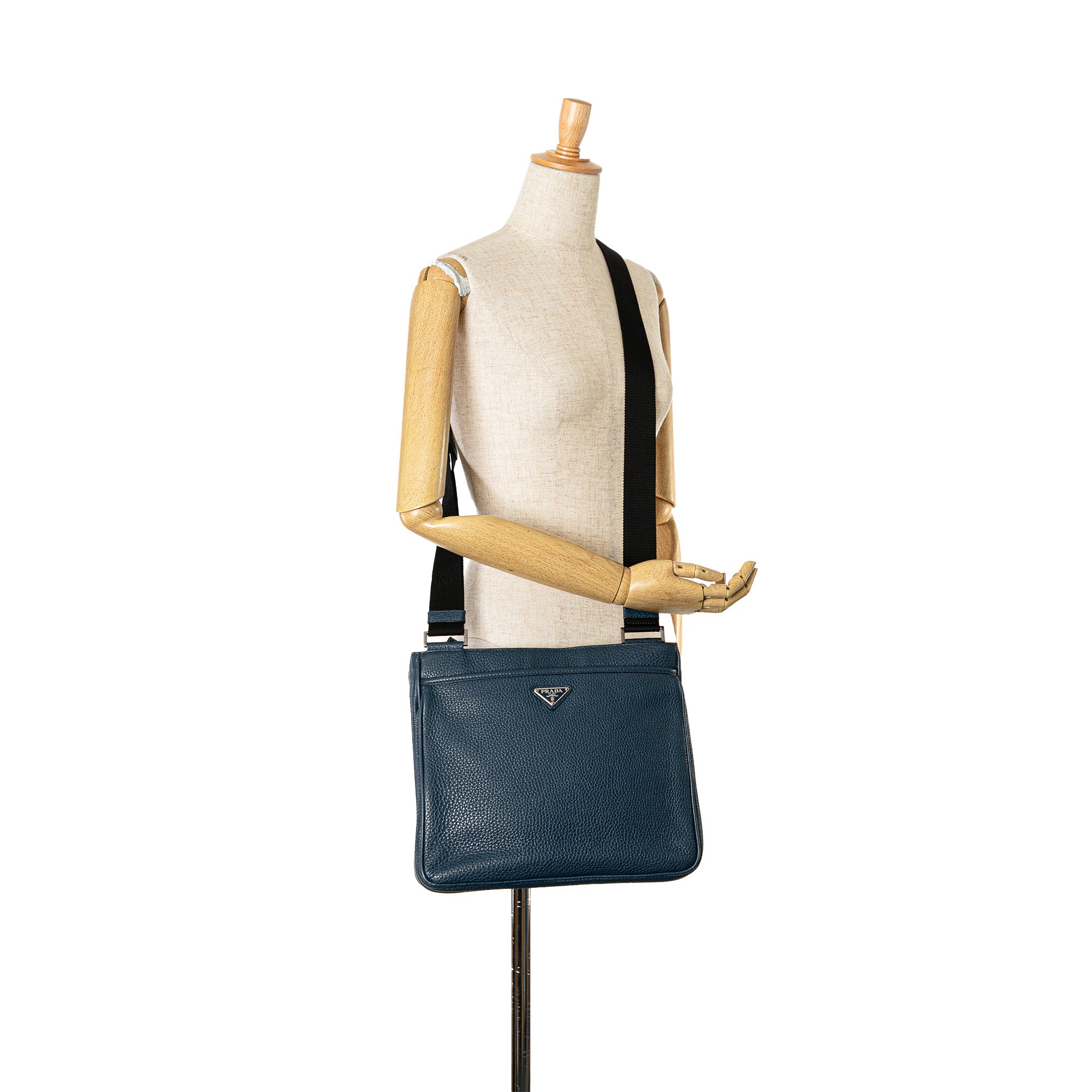 Vitello Daino Zip Top Crossbody