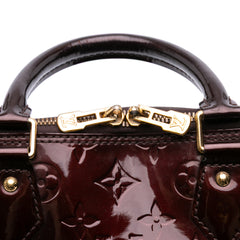 Monogram Vernis Alma PM
