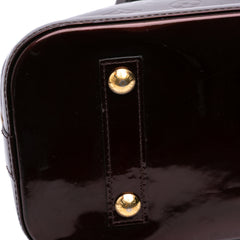 Monogram Vernis Alma PM