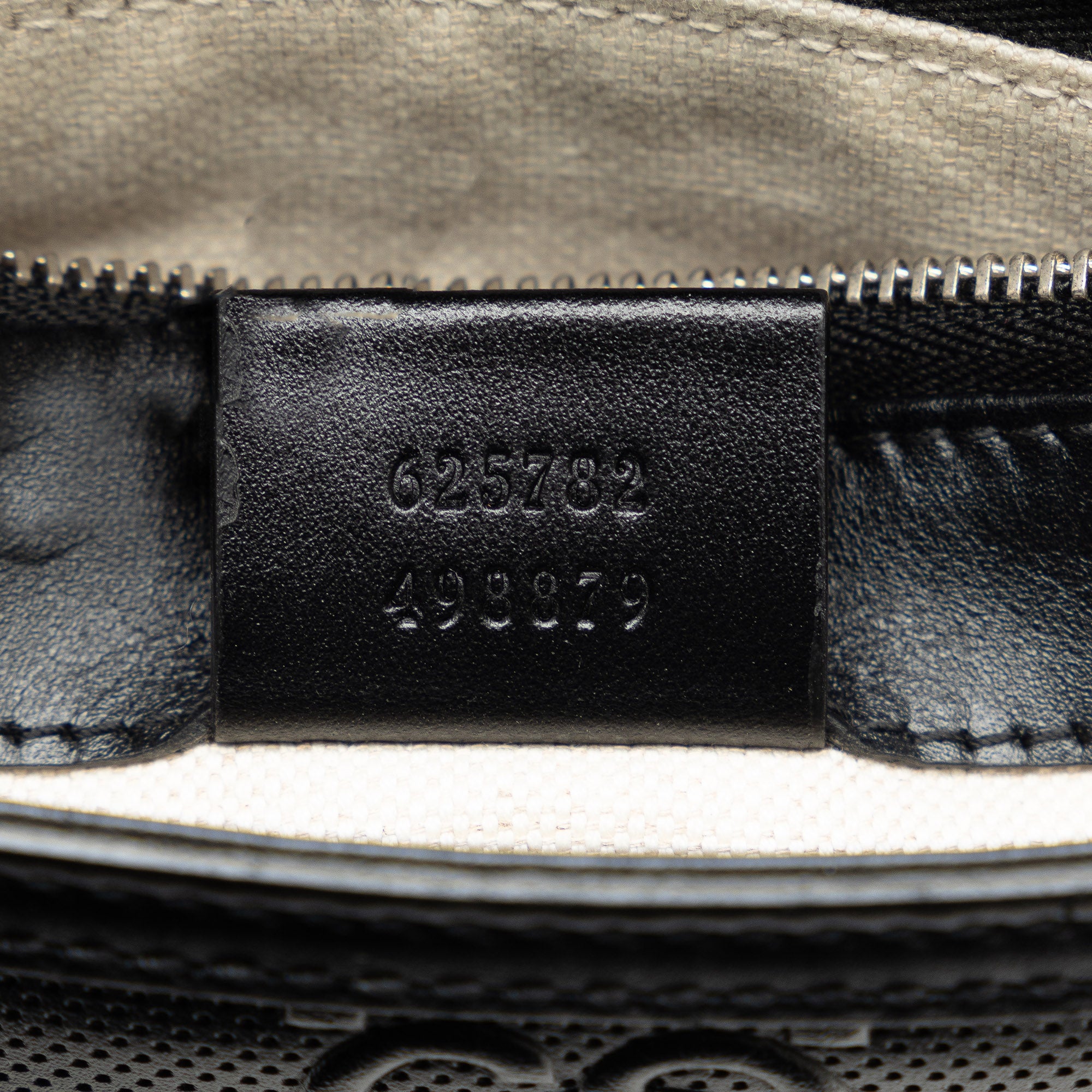 GG Embossed Flap Crossbody_7