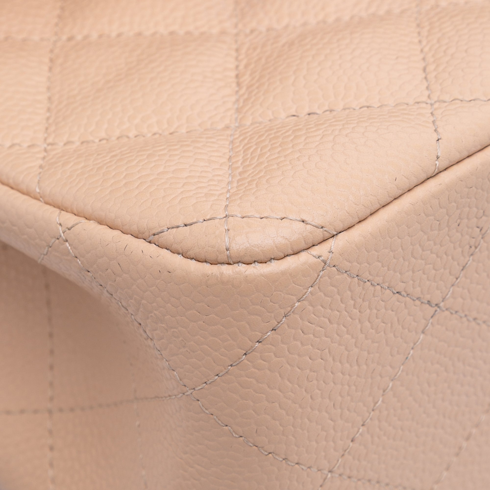 Jumbo Classic Caviar Double Flap