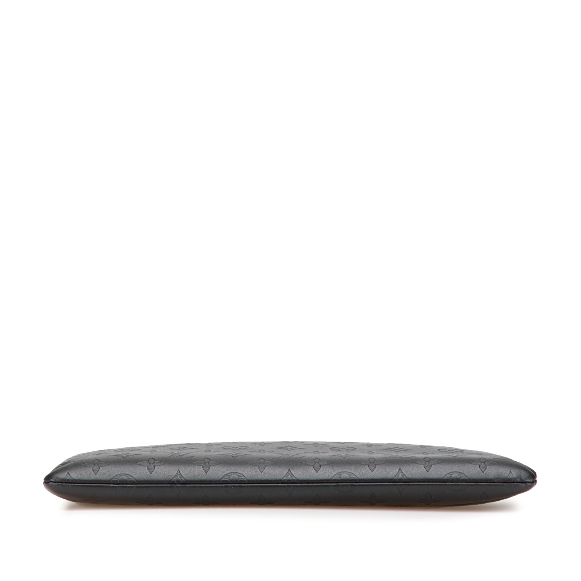 Monogram Shadow Discovery Pochette