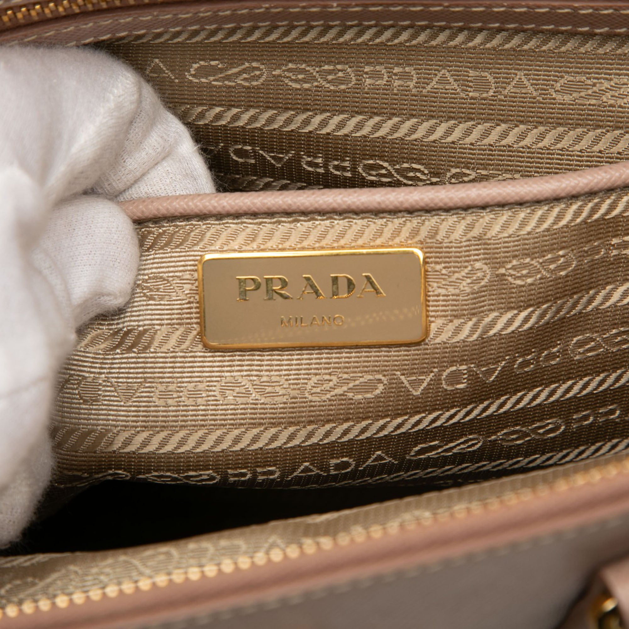 Medium Saffiano Lux Galleria Double Zip Satchel