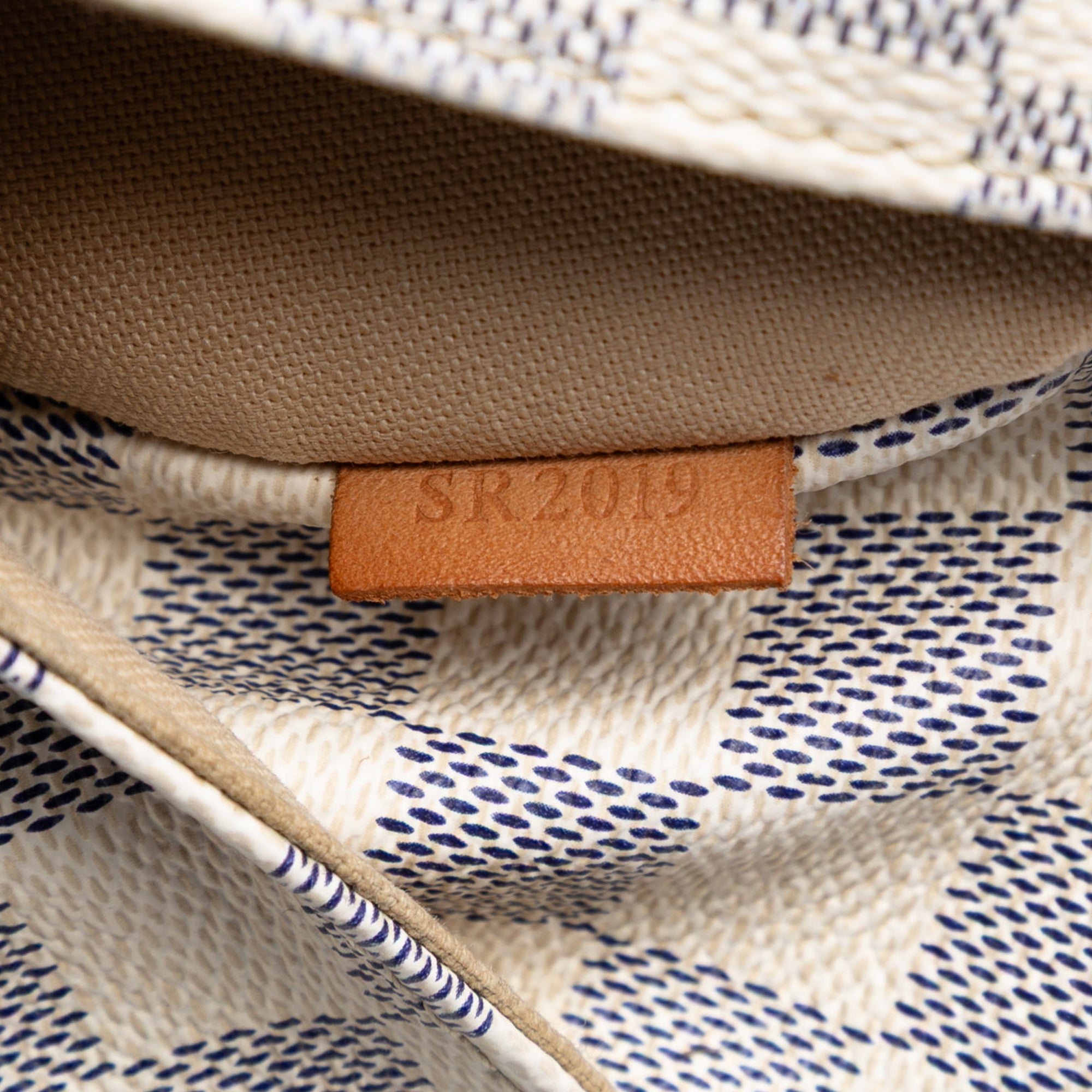 Damier Azur Totally PM