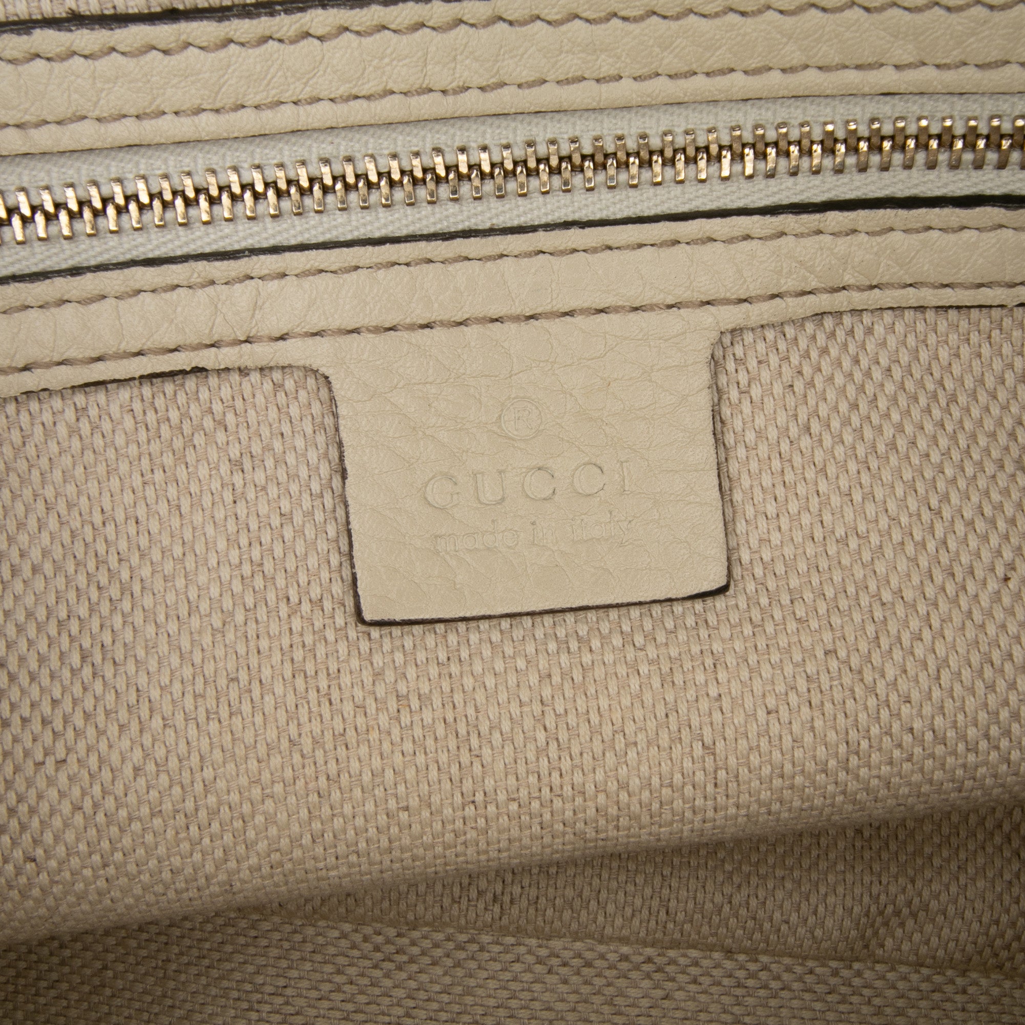 Leather Soho Chain Zip Shoulder Bag