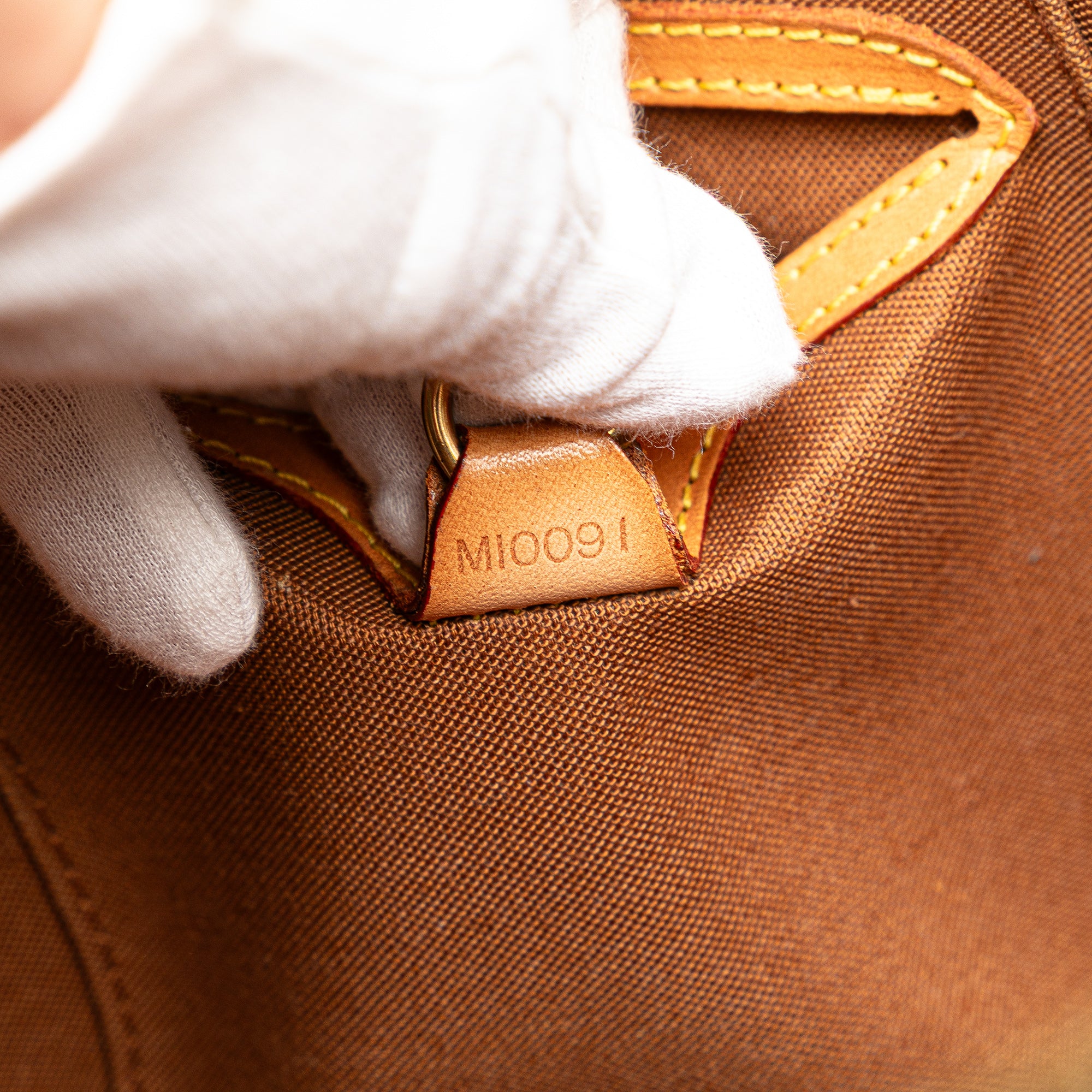 Monogram Ellipse PM
