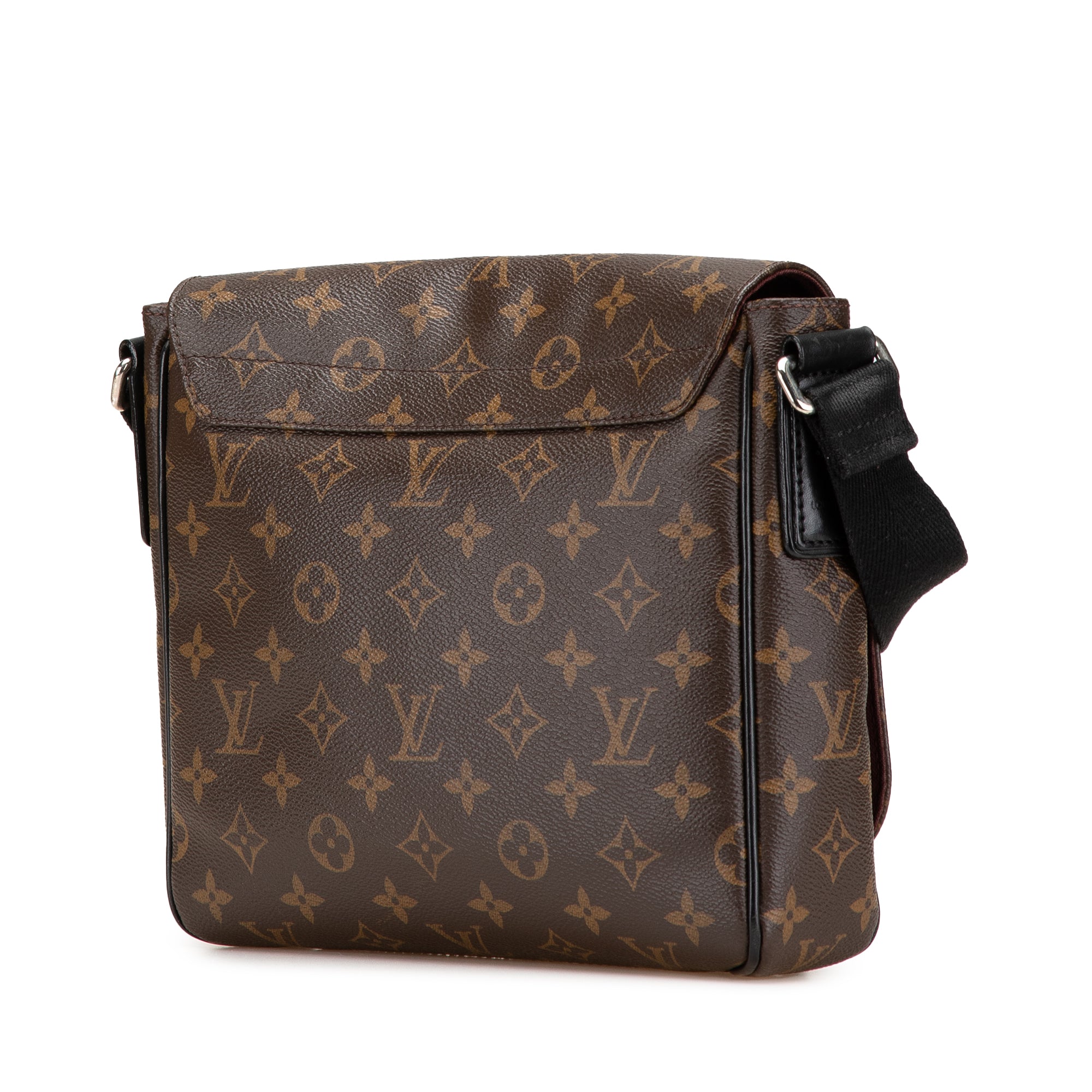Monogram Macassar District PM