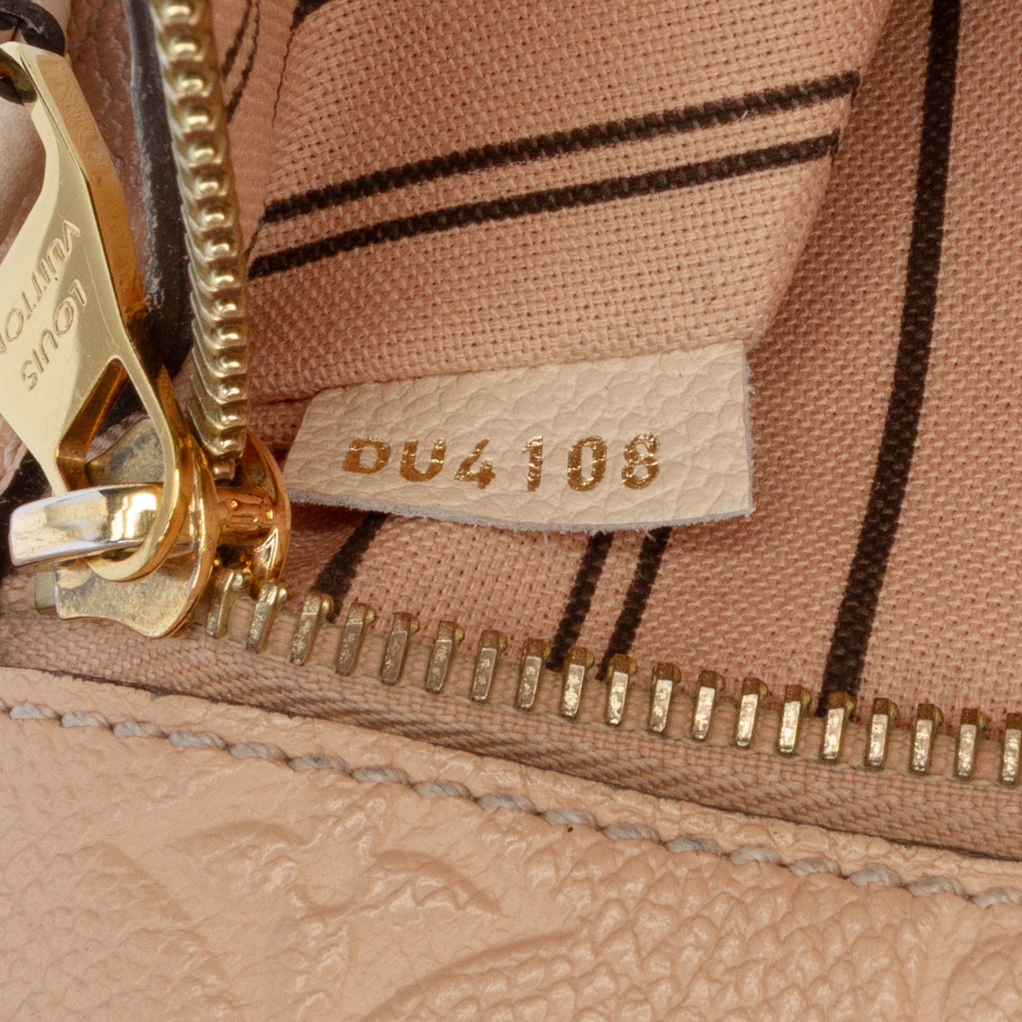 Bicolor Monogram Empreinte Pochette Metis