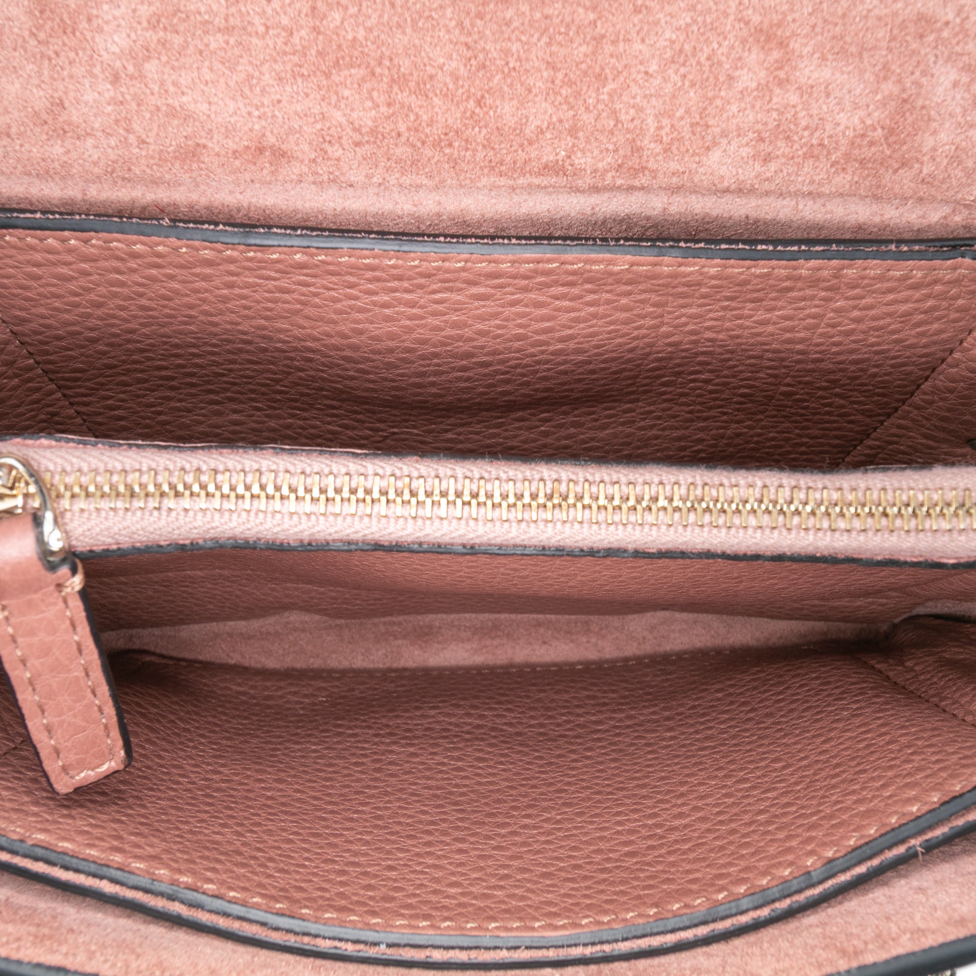 Leather Rockstud Va Va Voom Clutch on Chain