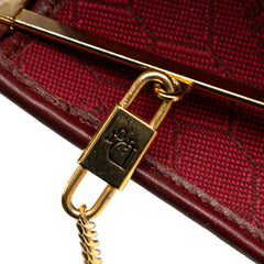 Honeycomb Canvas Clutch With Chain