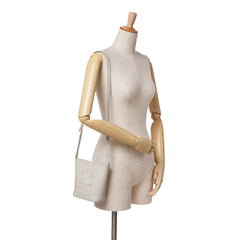 Small Smooth Calfskin Cuir Triomphe Bucket Bag