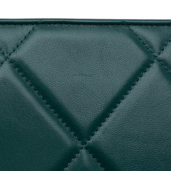 Quilted Lambskin 19 Wallet on Chain