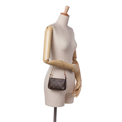 Monogram Mini Pochette Accessoires