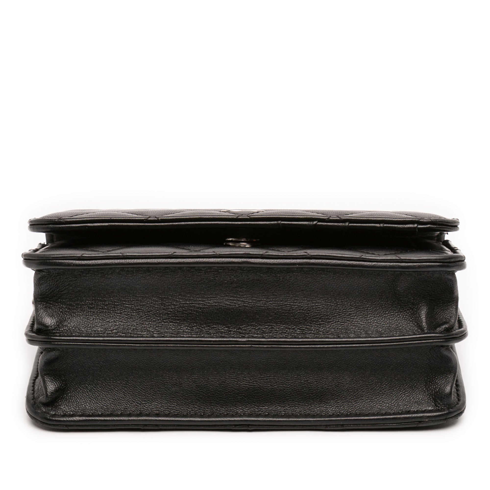 Mini CC Lambskin Wallet on Chain