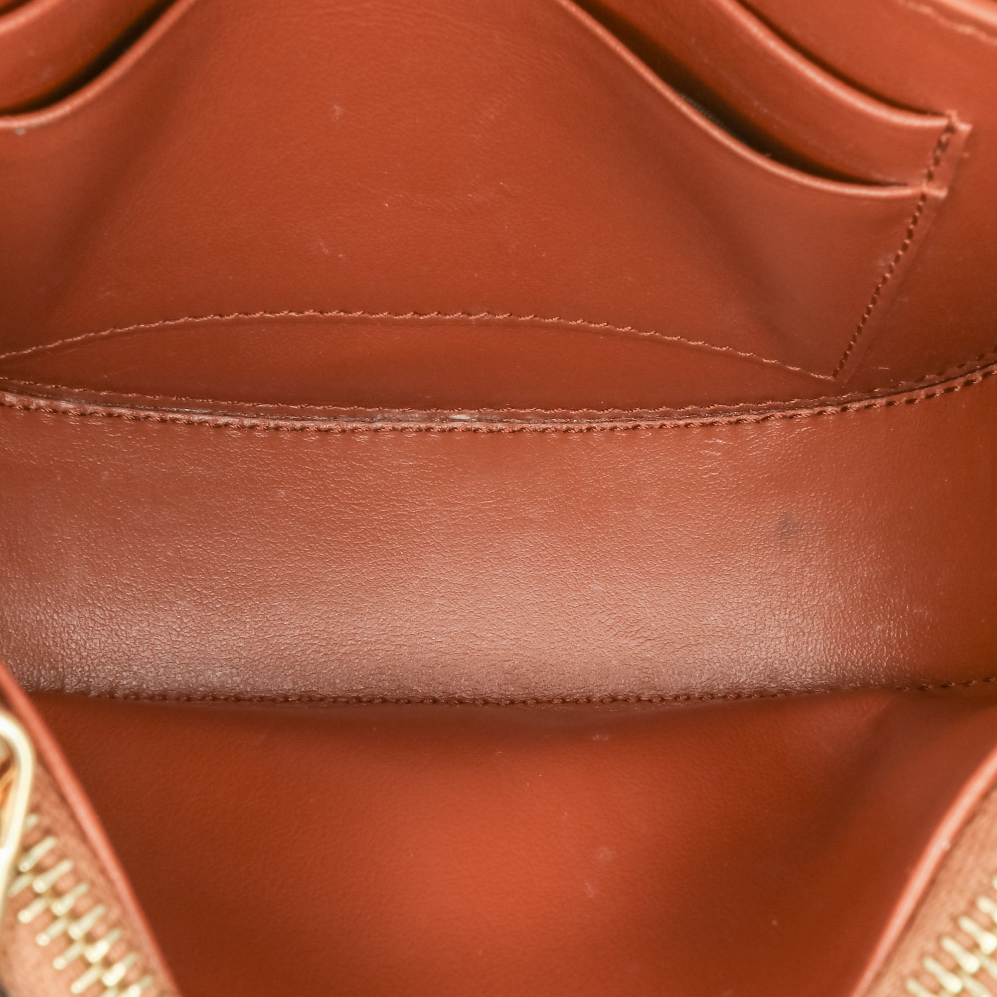 Small Leather Besace 16 Wallet On Chain