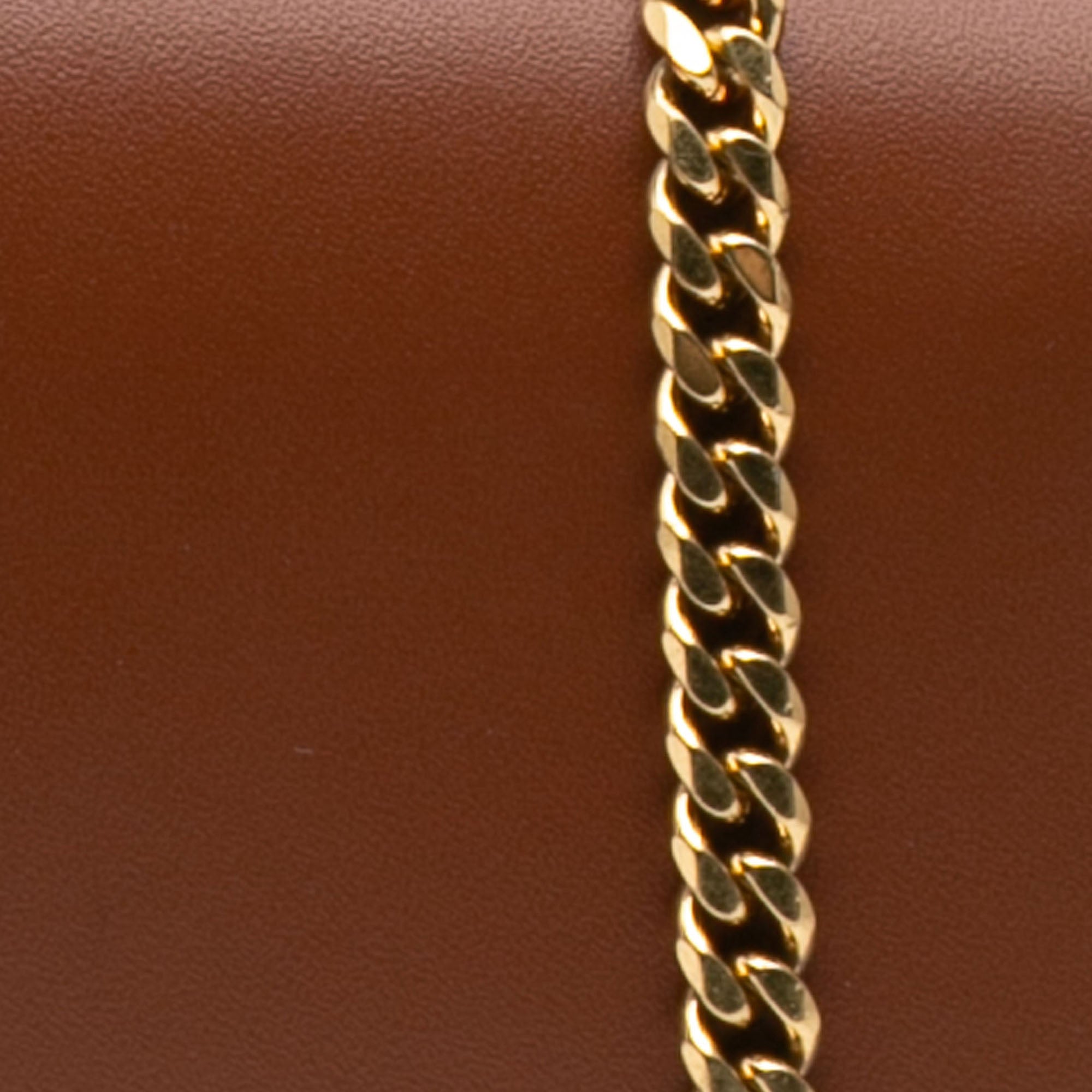 Small Leather Besace 16 Wallet On Chain