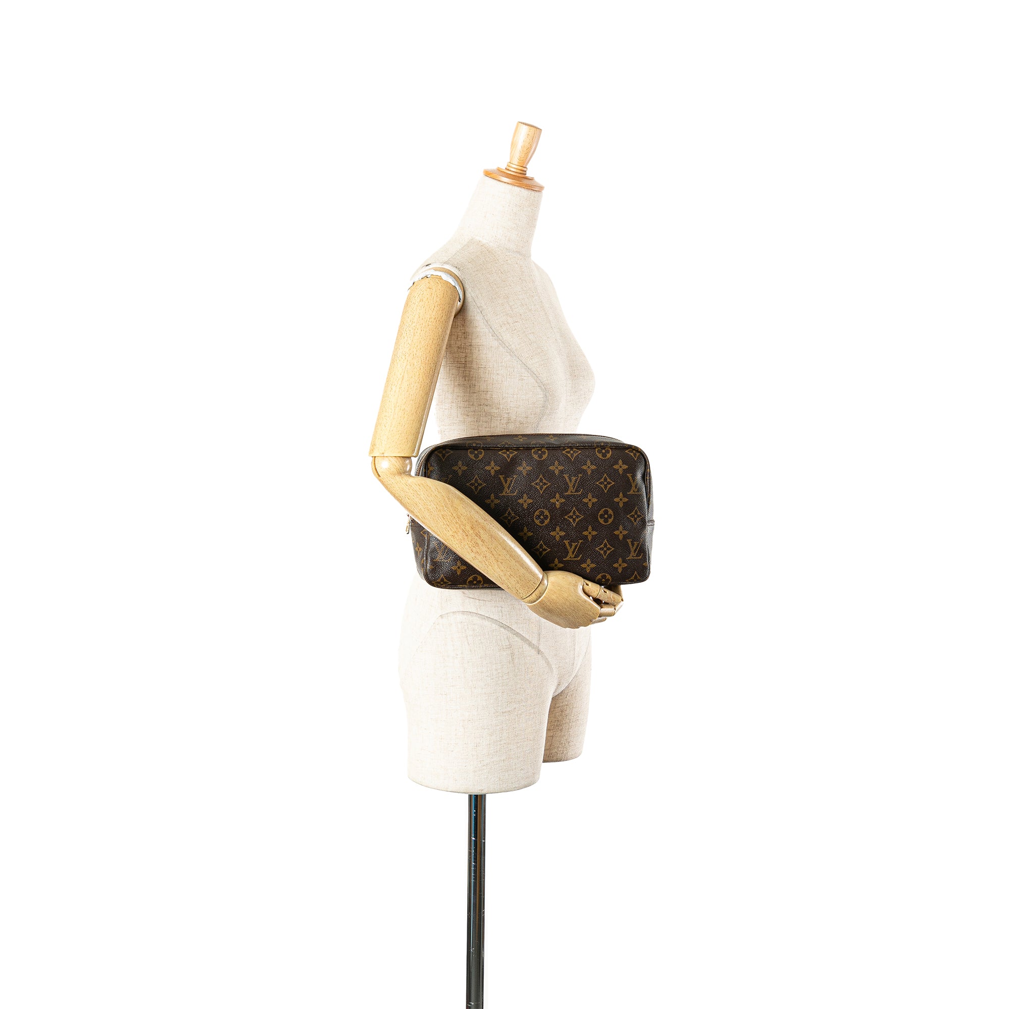 Monogram Trousse Toilette 28