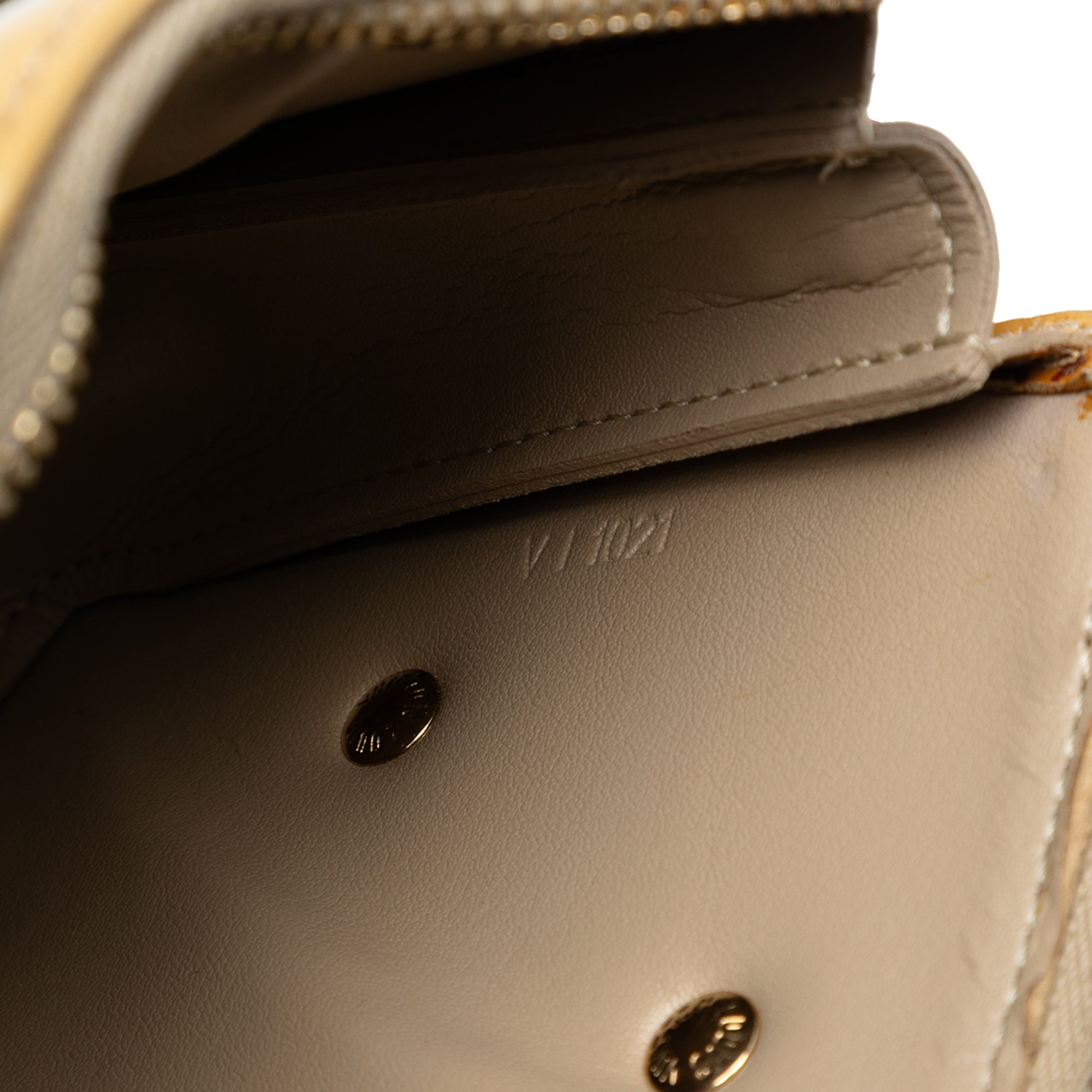 Monogram Vernis Fleurs Lexington Pochette