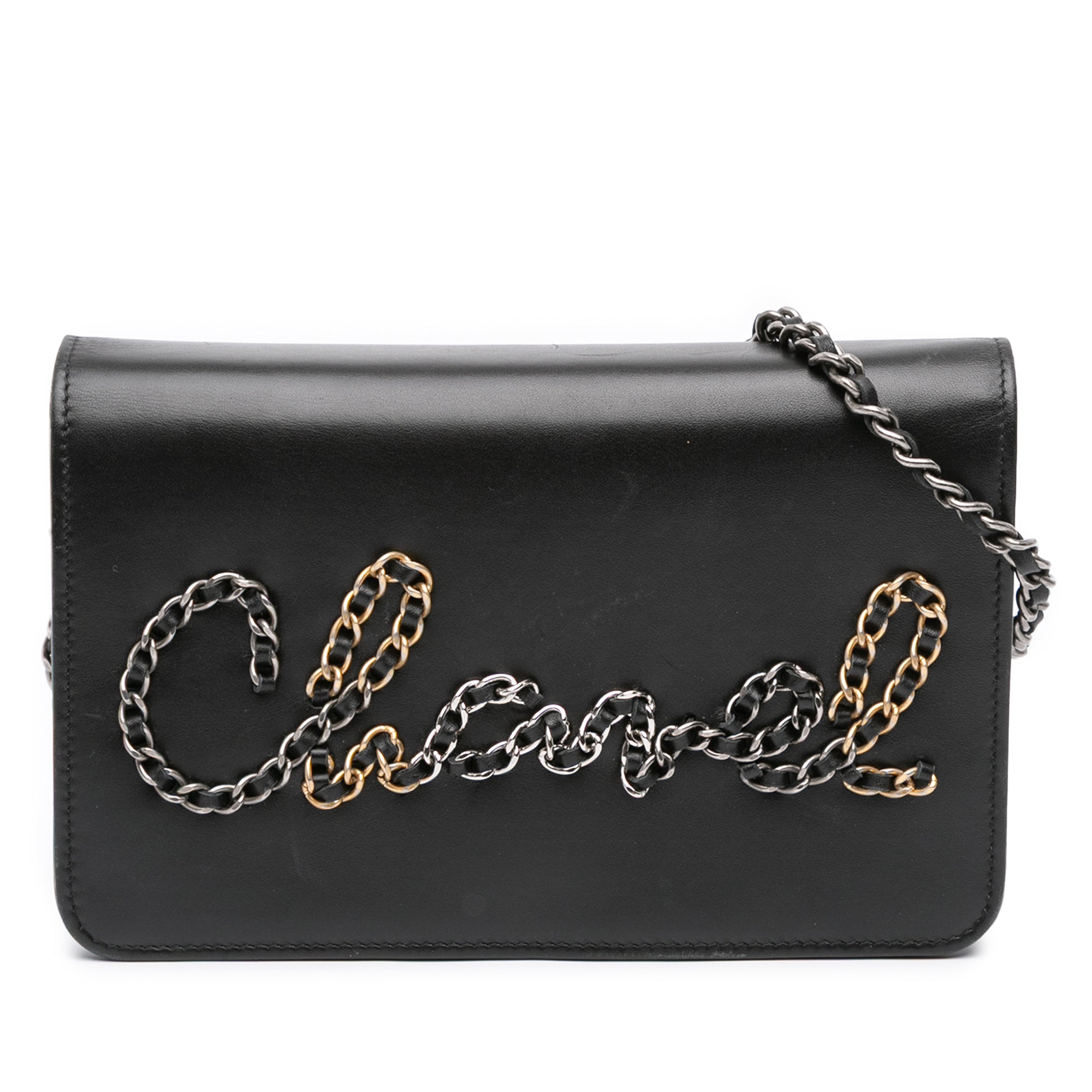Calfskin Chain 20s Signe Wallet on Chain