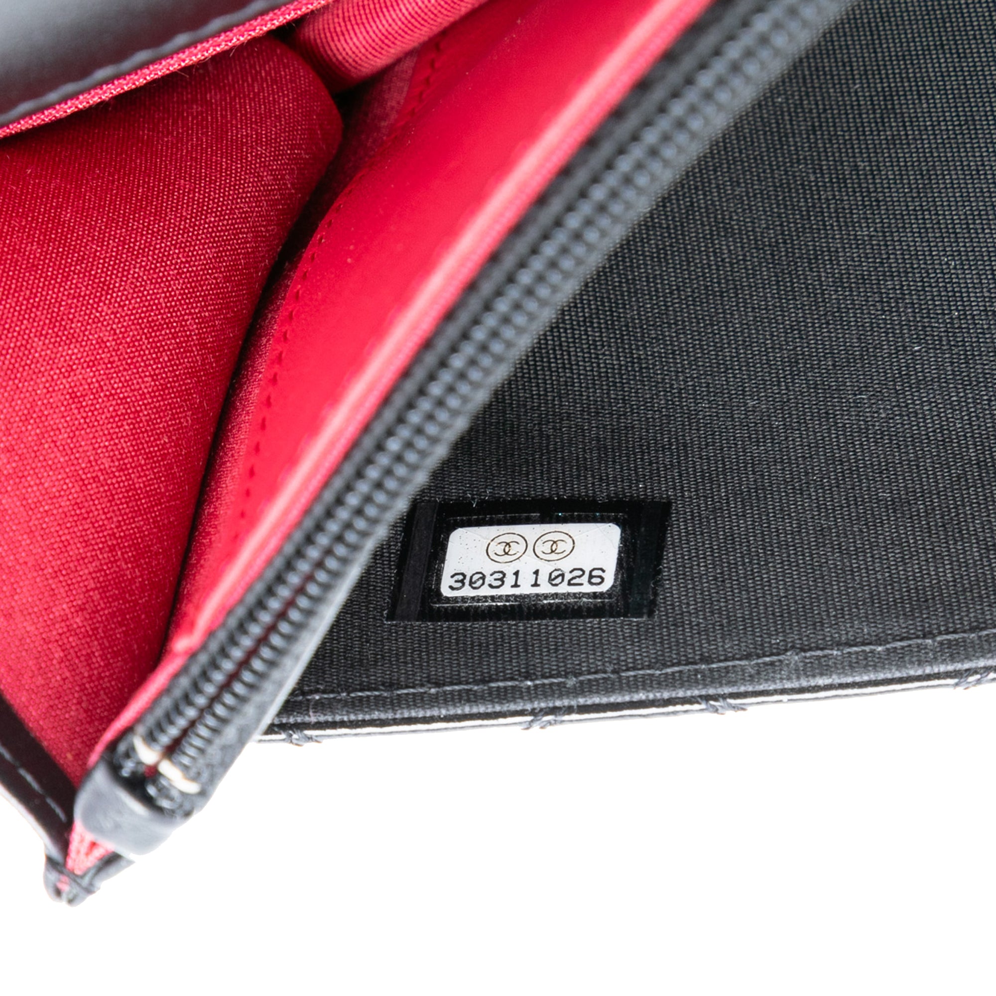 CC Shiny Aged Calfskin Wallet On Chain