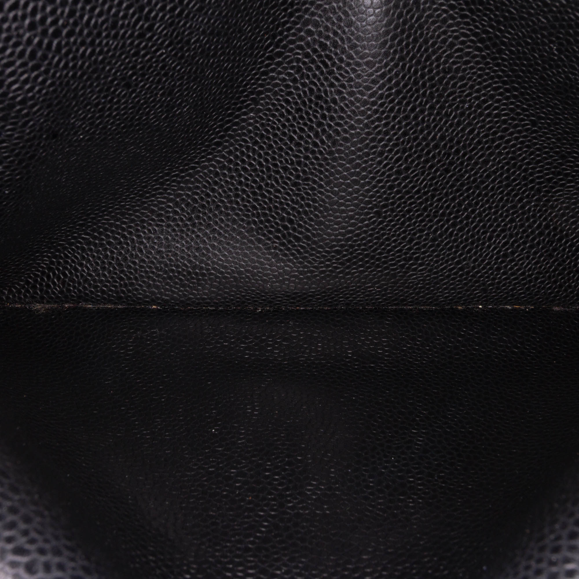 Medium Classic Caviar Double Flap