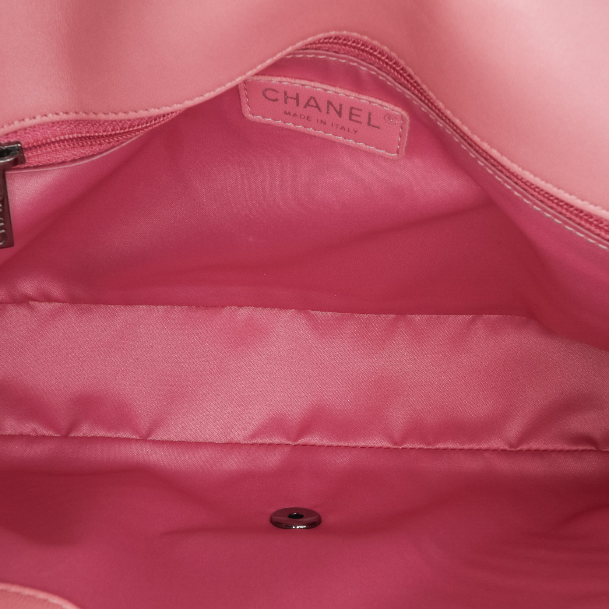 Medium Lambskin CC Crossing Flap