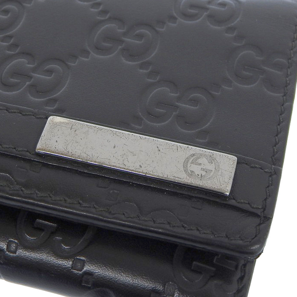 Gucci --