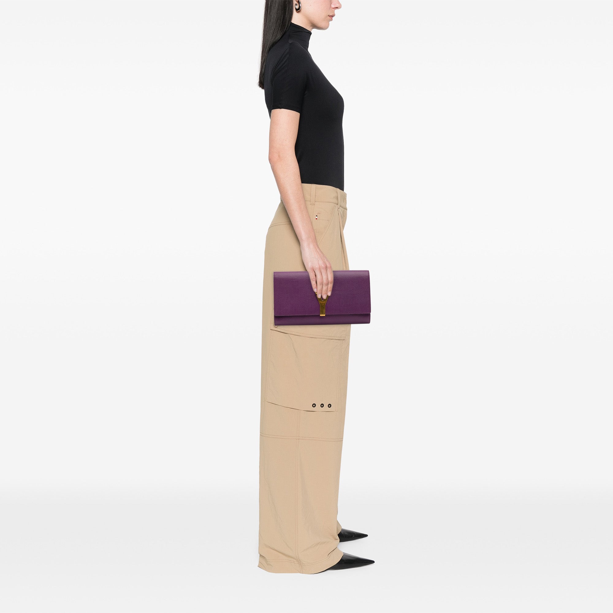 Textured Leather Chyc Ligne Clutch