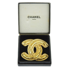 Chanel Broche