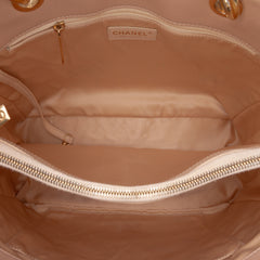 Caviar Grand Shopping Tote