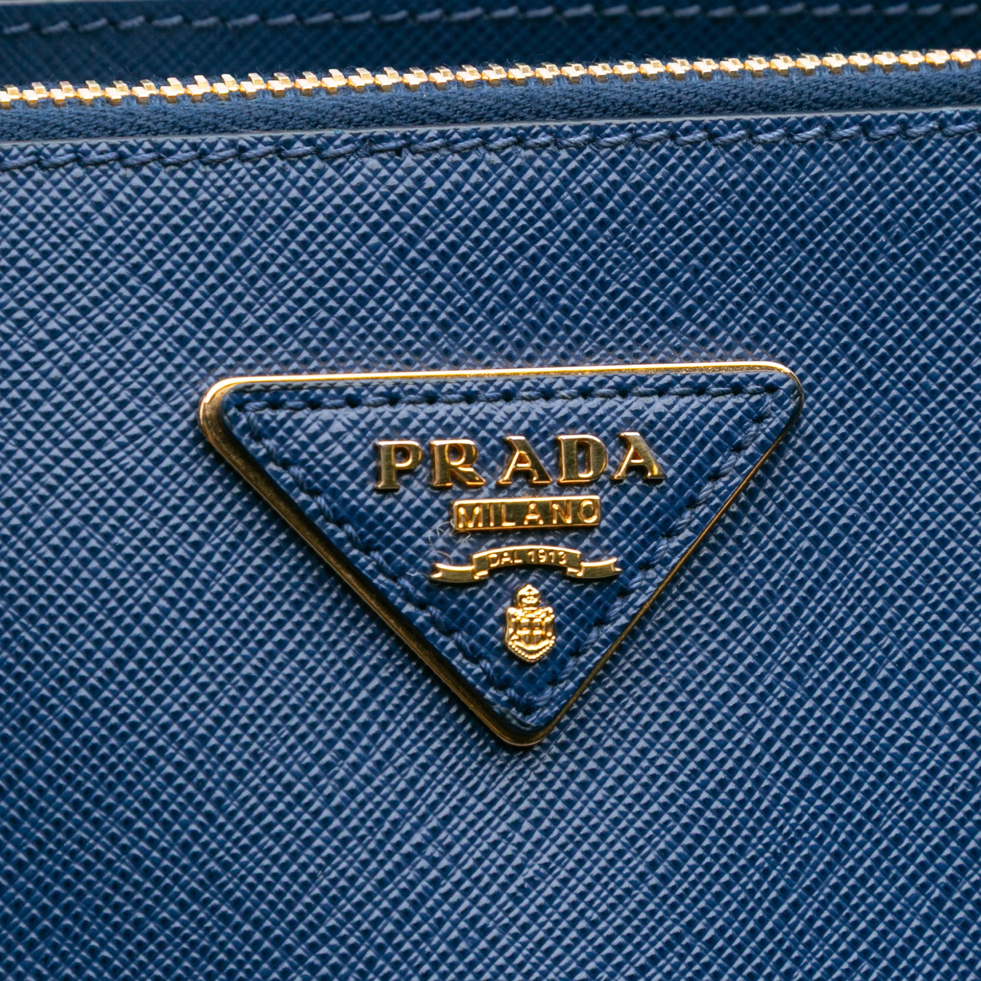 Large Saffiano Lux Galleria Double Zip Tote